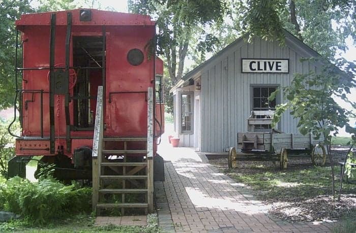 Clive, IA