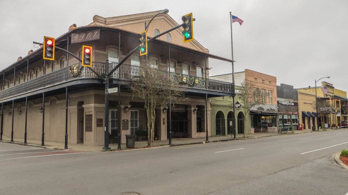 New Iberia, LA