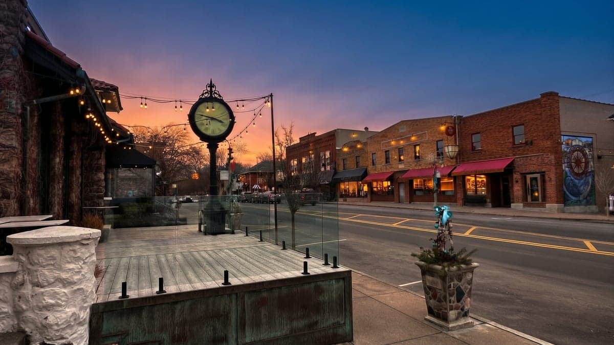 Clarkston, MI