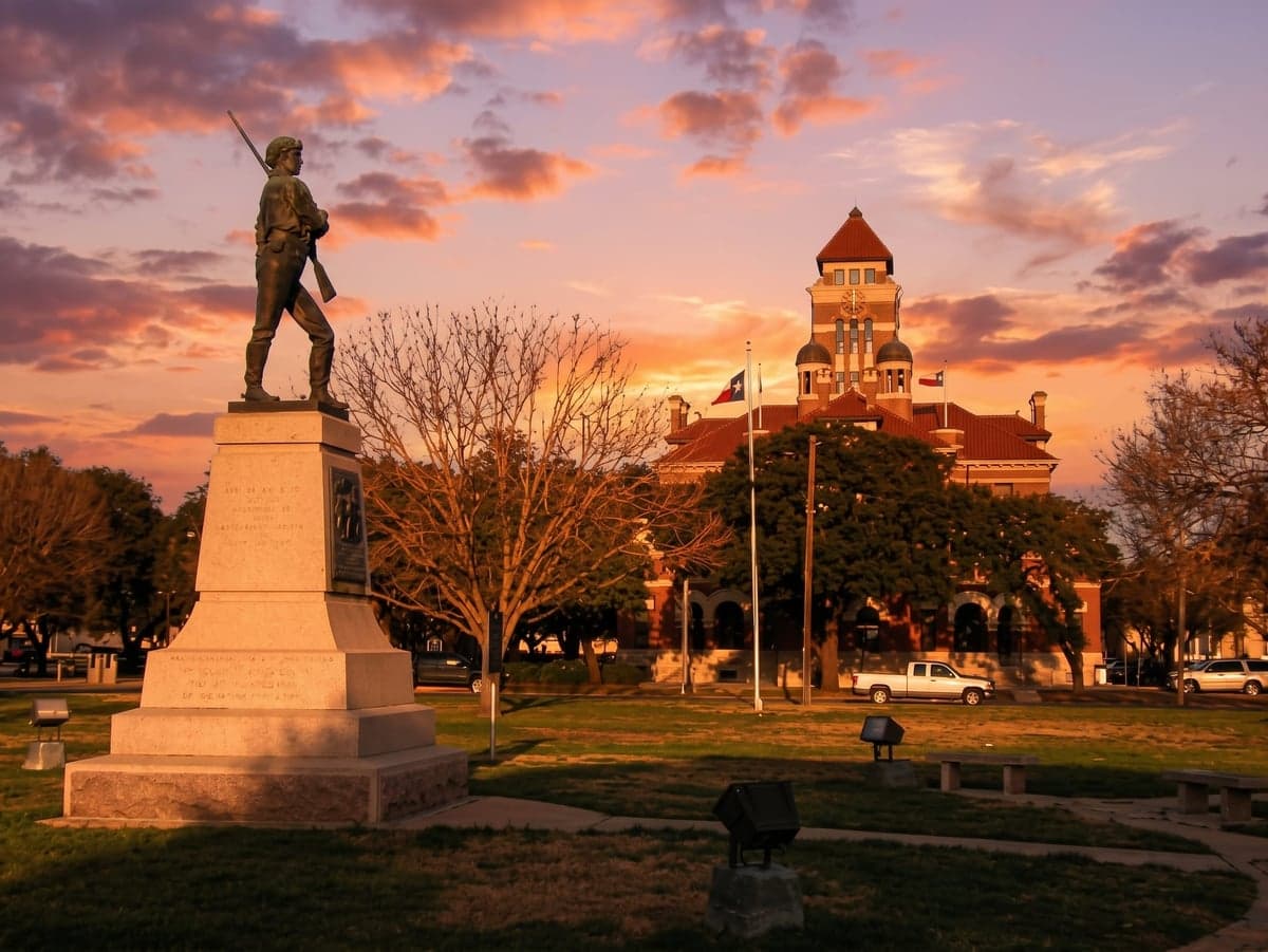 Gonzales, TX