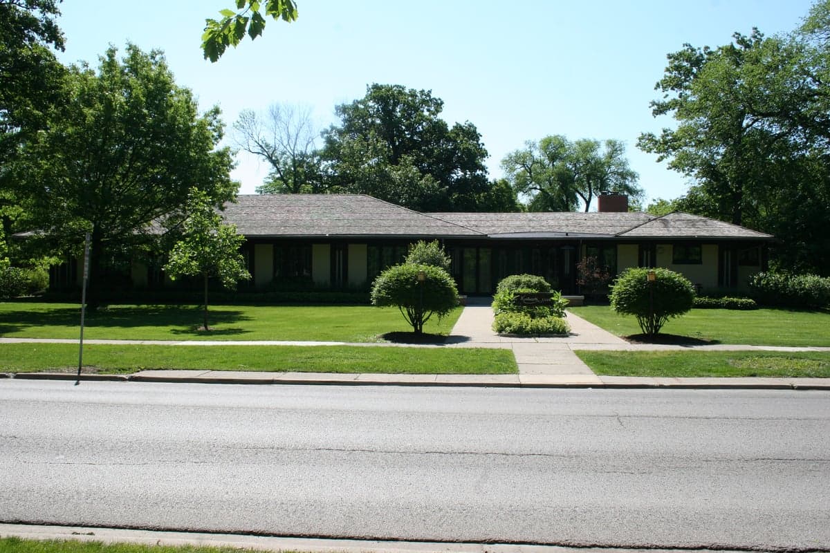 Kenilworth, IL