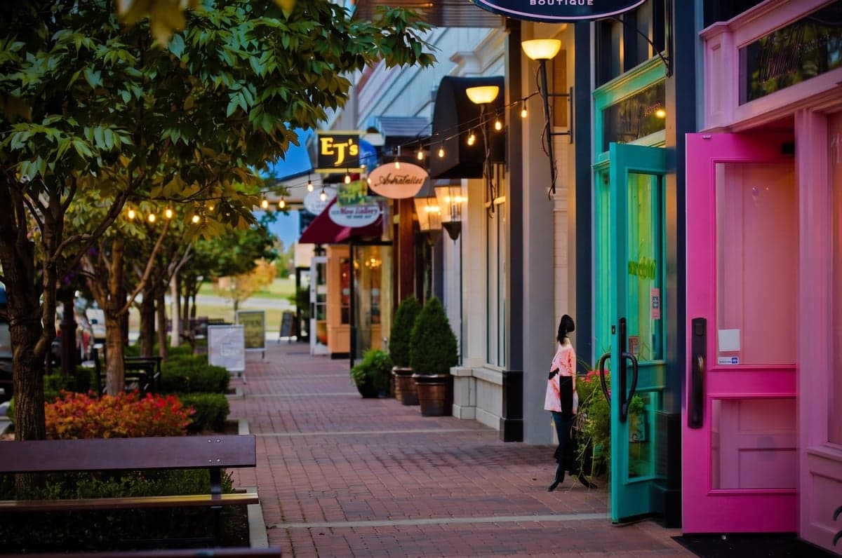 Leawood, KS