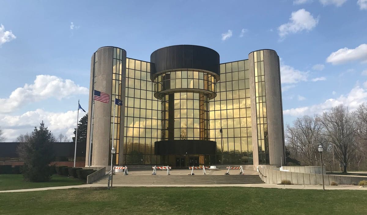 Livonia, MI