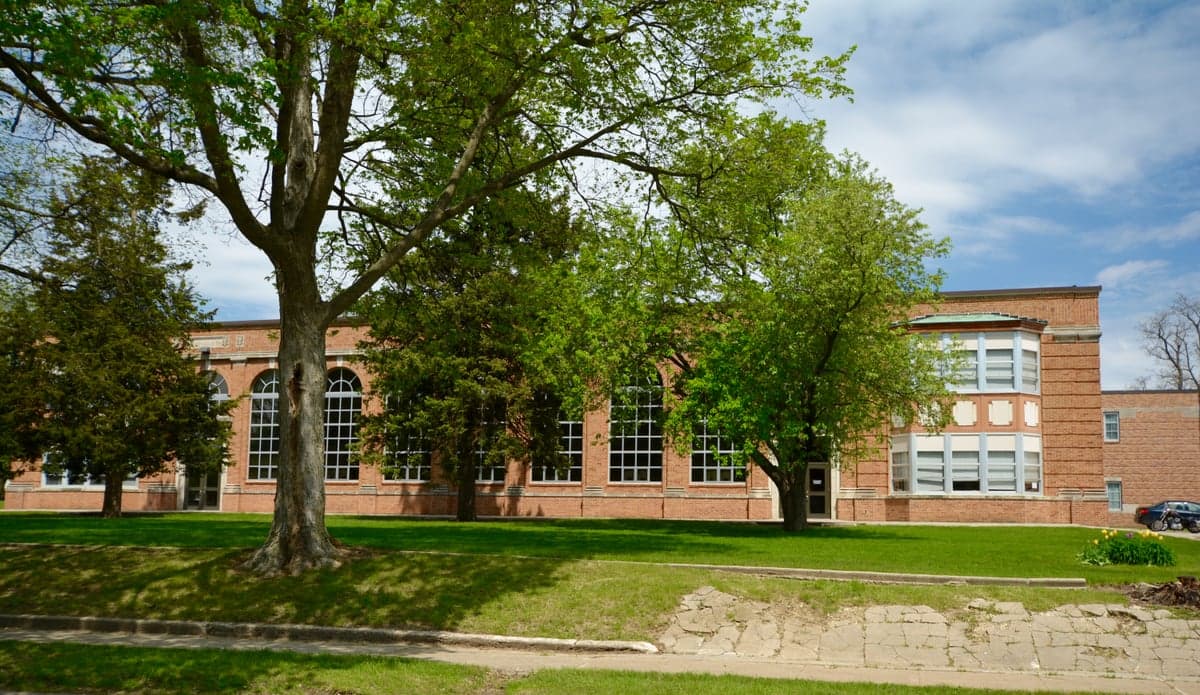 Newton, IA