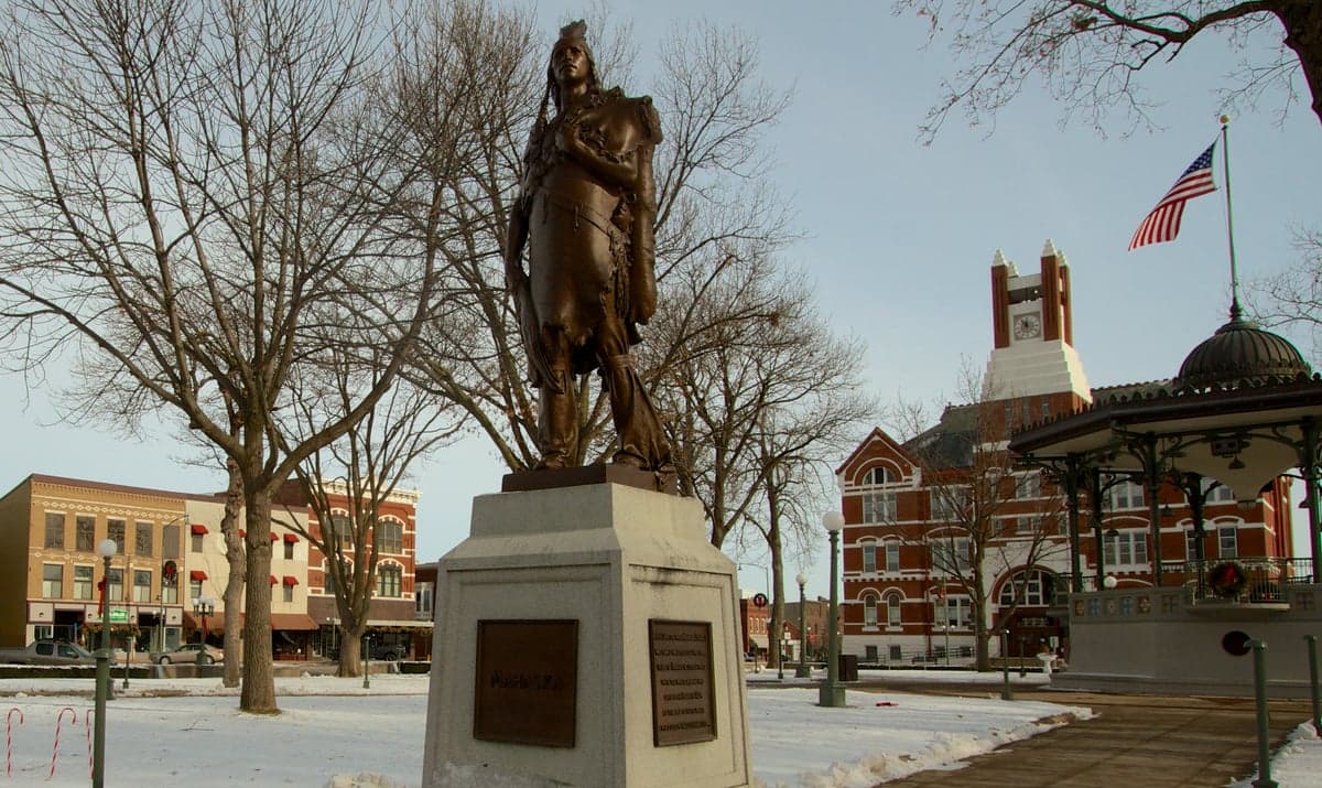 Oskaloosa, IA