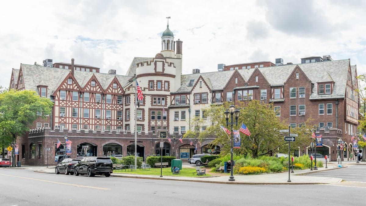 Scarsdale, NY