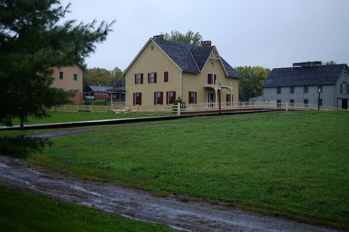 Urbandale, IA